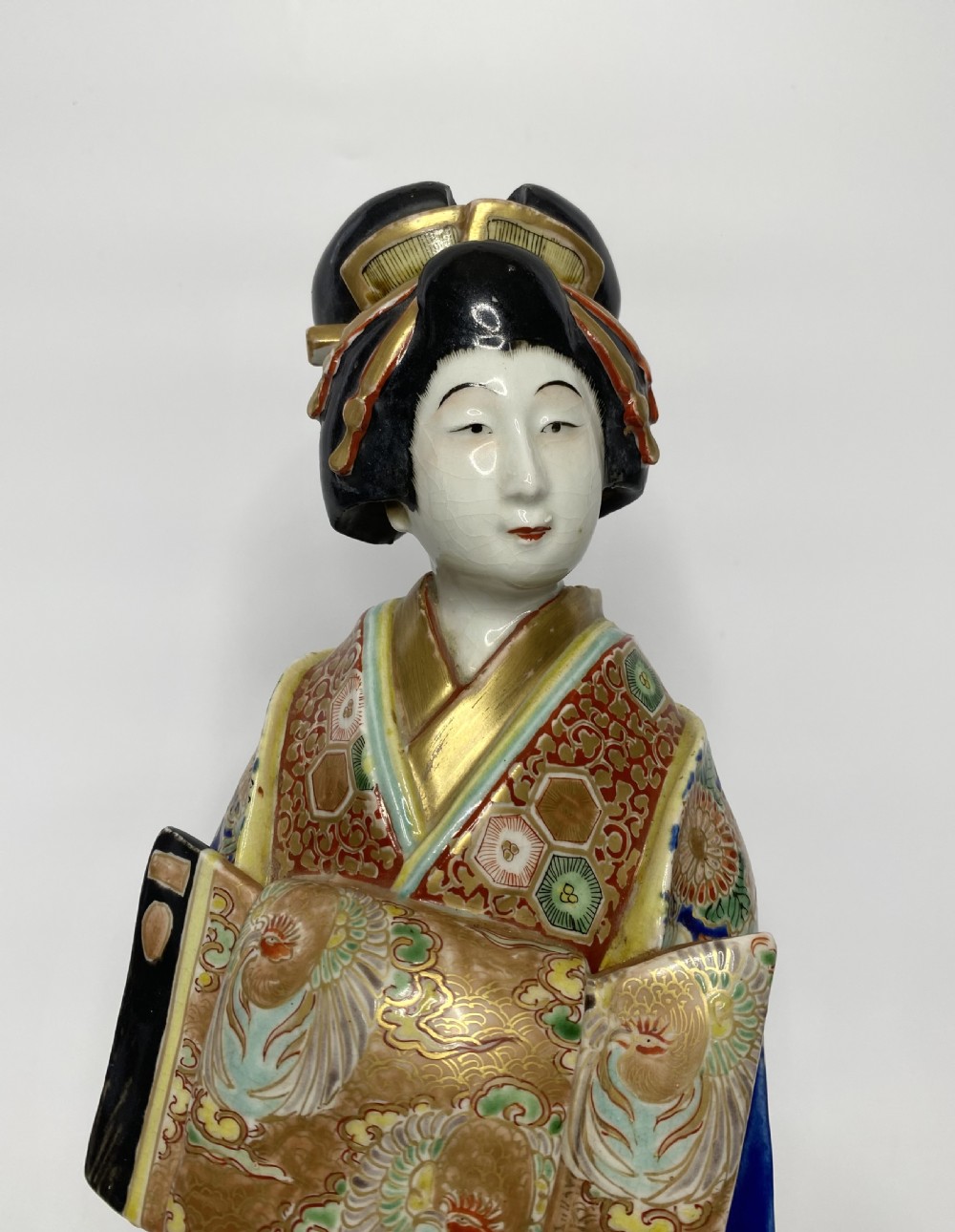 Kutani porcelain Bijin, Meiji Period. View III