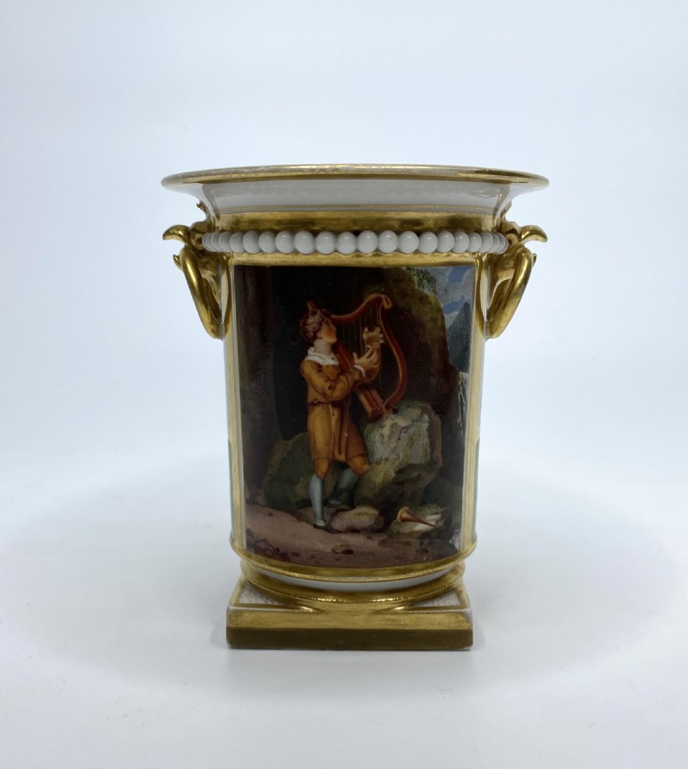FBB Worcester porcelain vase ‘The Minstrel’, c. 1815.