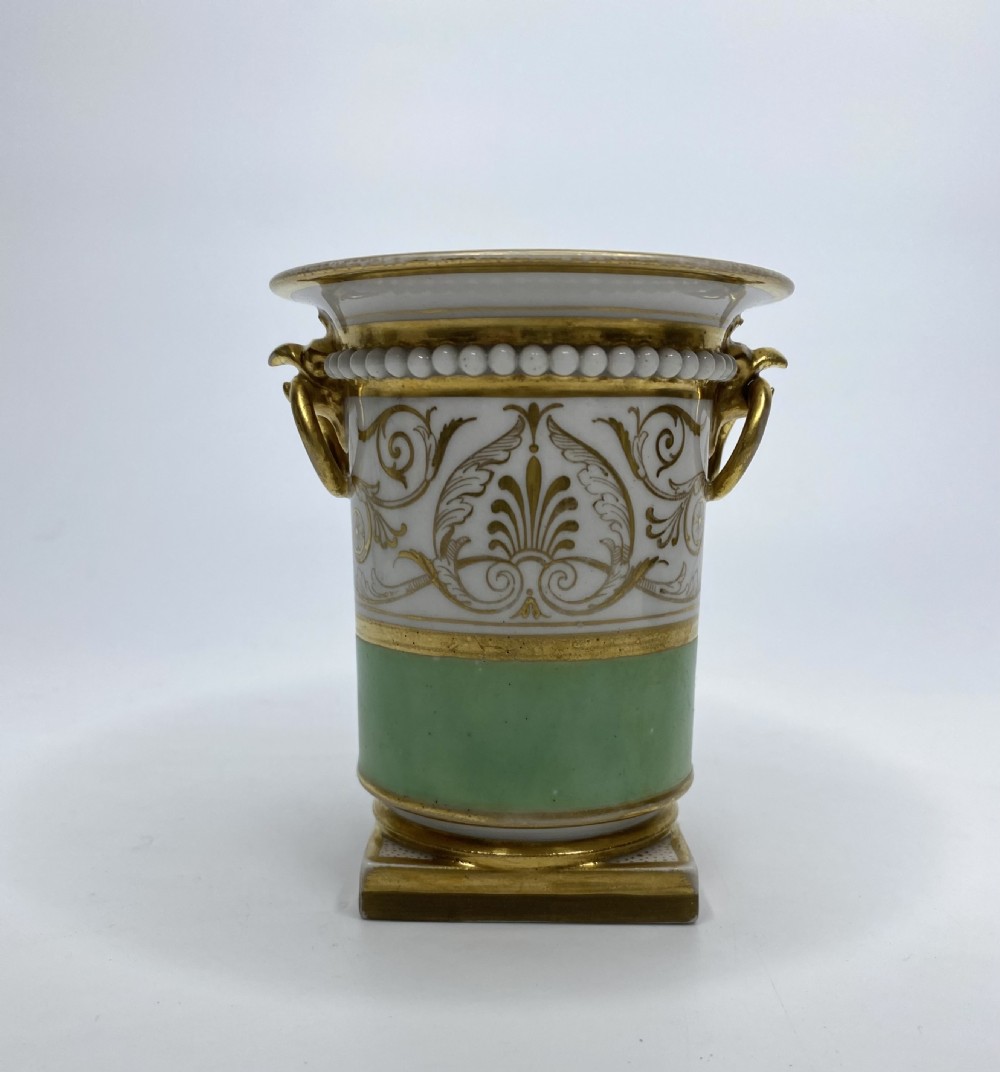 FBB Worcester porcelain vase ‘The Minstrel’, c. 1815. View III