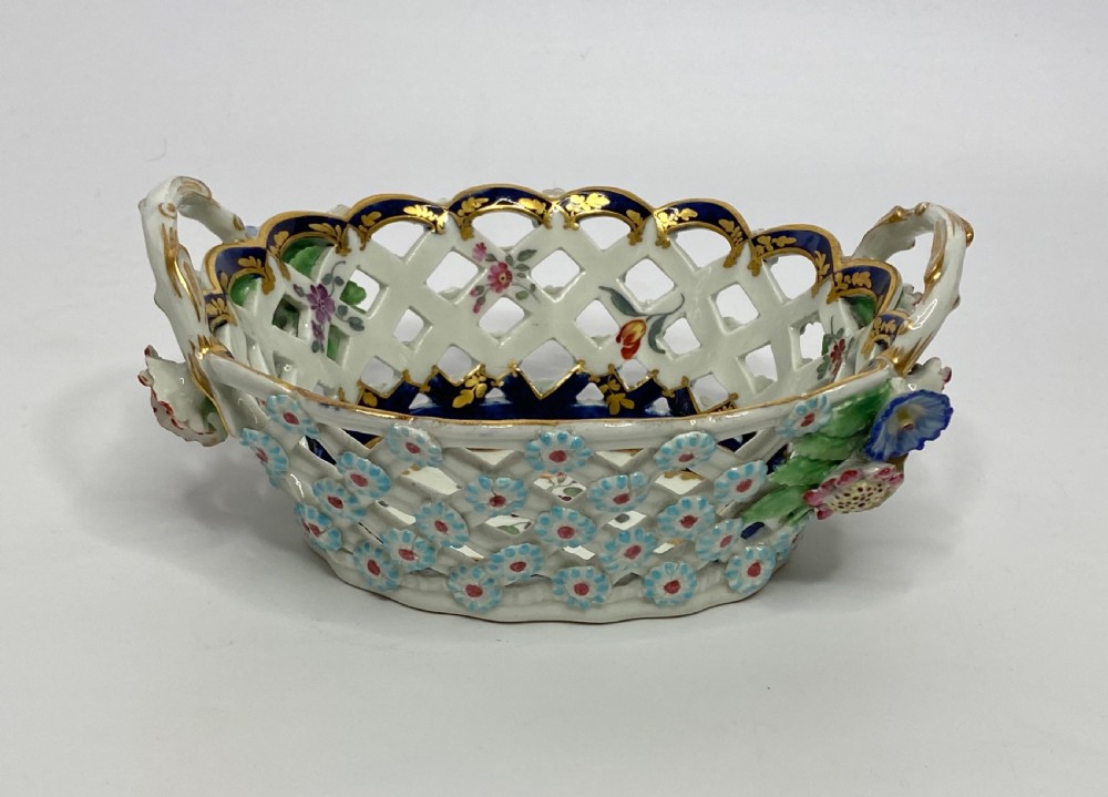 Worcester porcelain chestnut basket, James Giles, c. 1770. View II