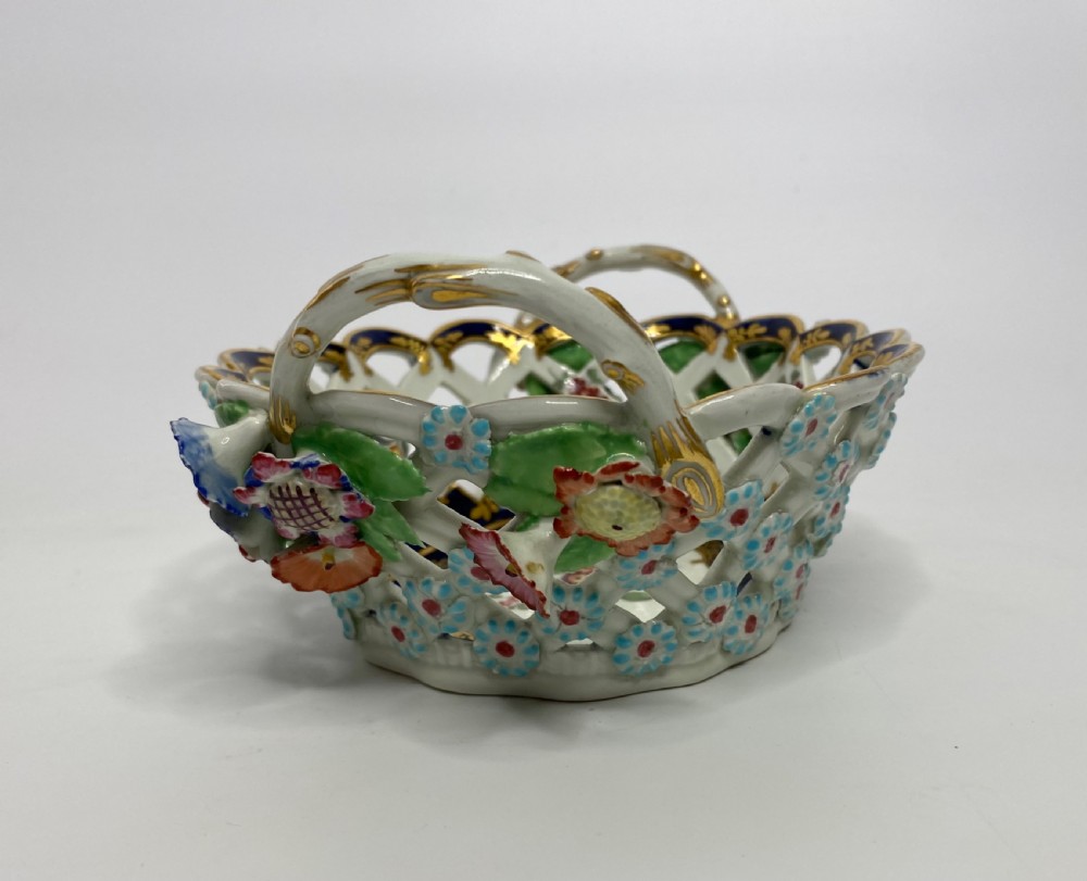 Worcester porcelain chestnut basket, James Giles, c. 1770. View IV