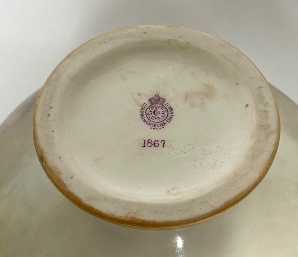 Royal Worcester vase, Ducks, James Stinton, d. 1908. View VII