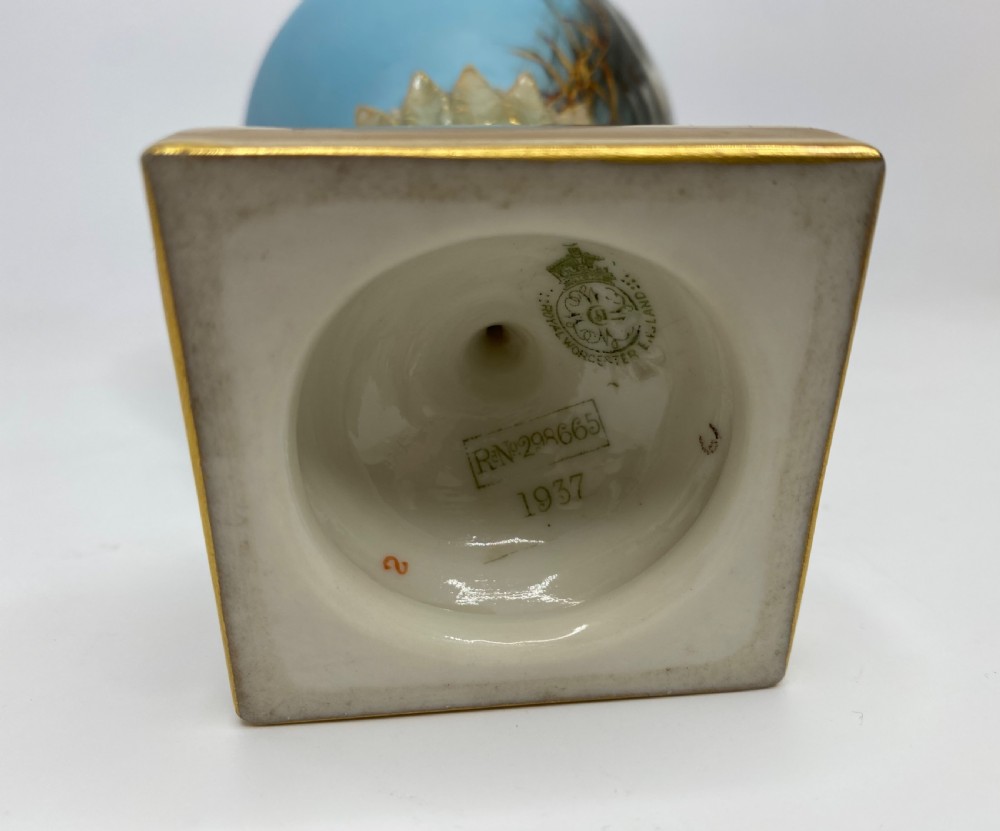 Royal Worcester ‘Swans’ vase and cover, Charles Baldwyn, d. 1902. View XI