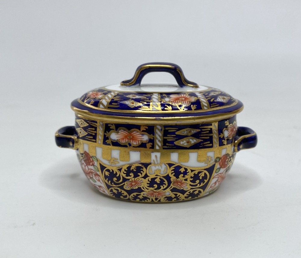 Royal Crown Derby miniature fish kettle, d. 1920.