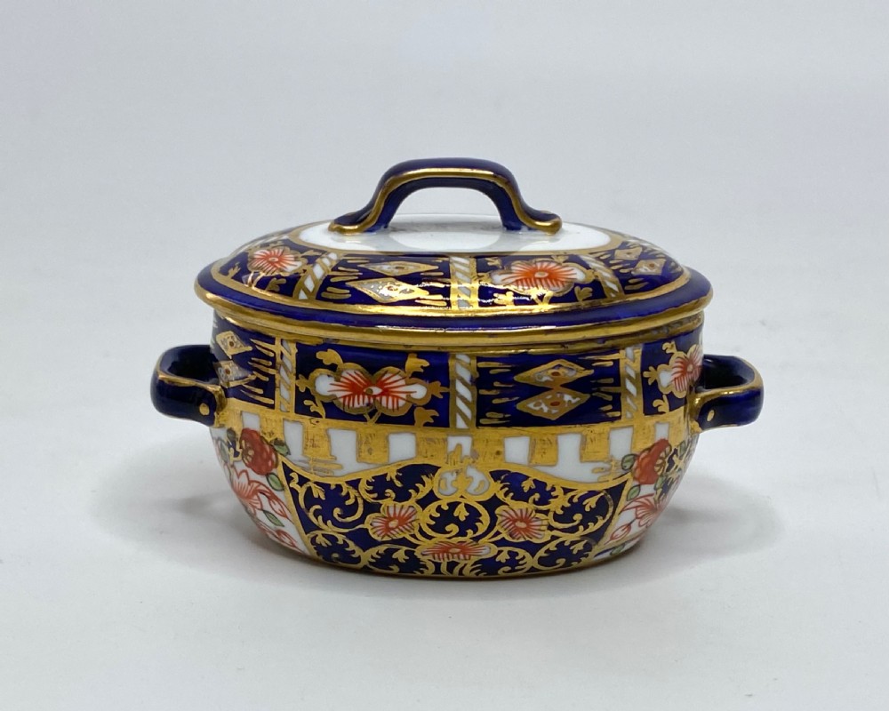 Royal Crown Derby miniature fish kettle, d. 1920. View IV