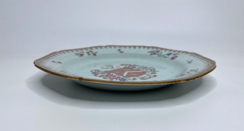 Chinese armorial dish Sayer of Kent, c. 1755. Qianlong Period. View VI