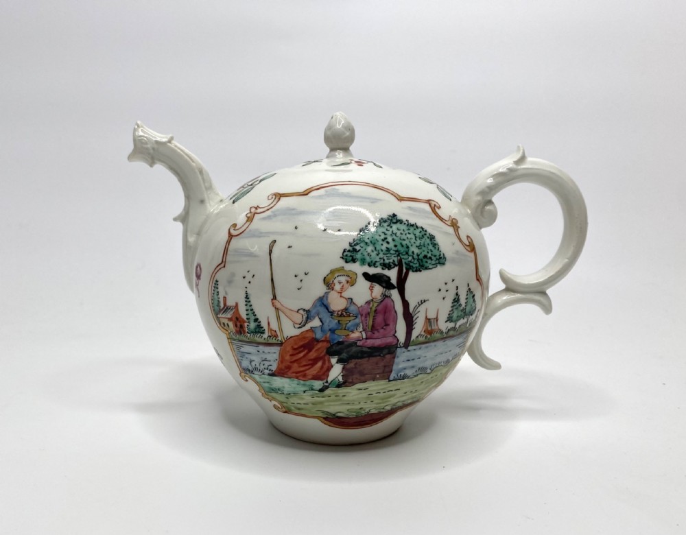 Hochst porcelain teapot & cover, c. 1755. View IV
