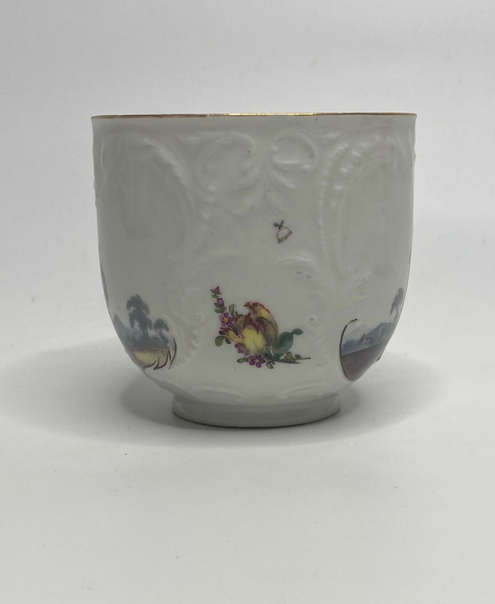 Meissen porcelain cup and saucer, c. 1740. View XI