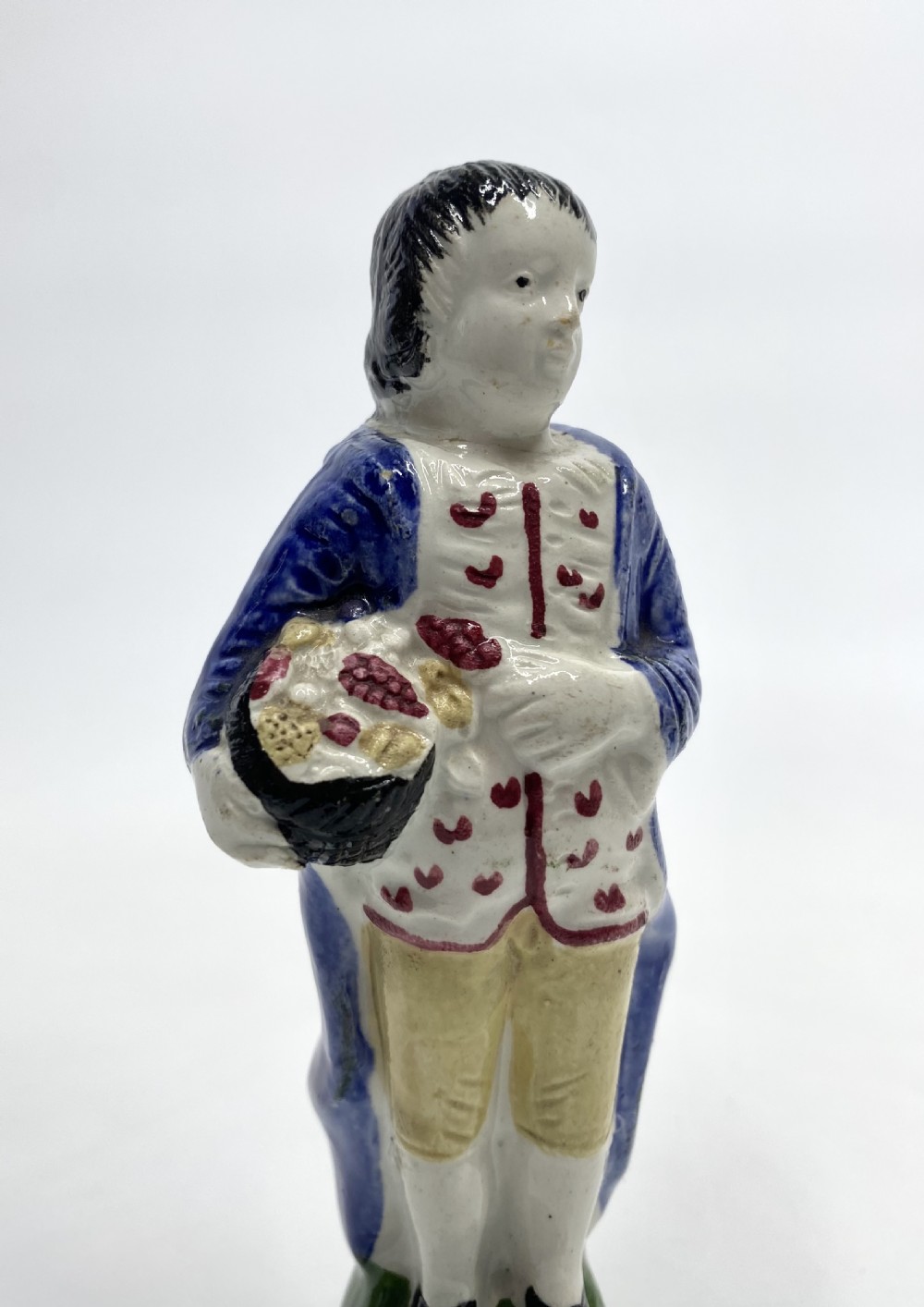 Pair Pratt glazed English pottery figures, c. 1800. View V