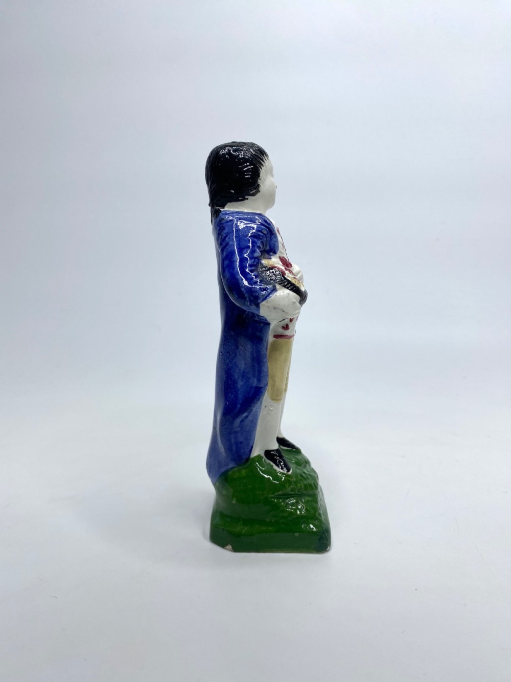 Pair Pratt glazed English pottery figures, c. 1800. View VI