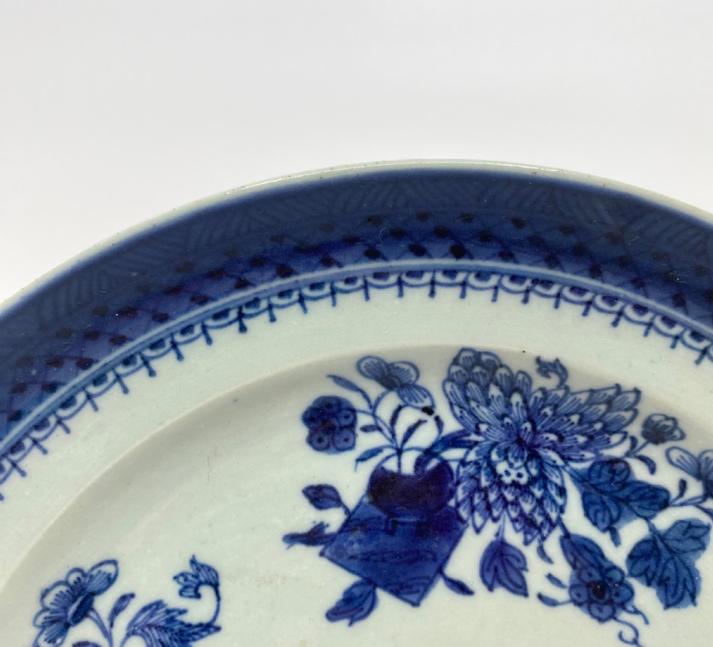 Chinese porcelain Fitzhugh pattern plate, c. 1790.  View VI