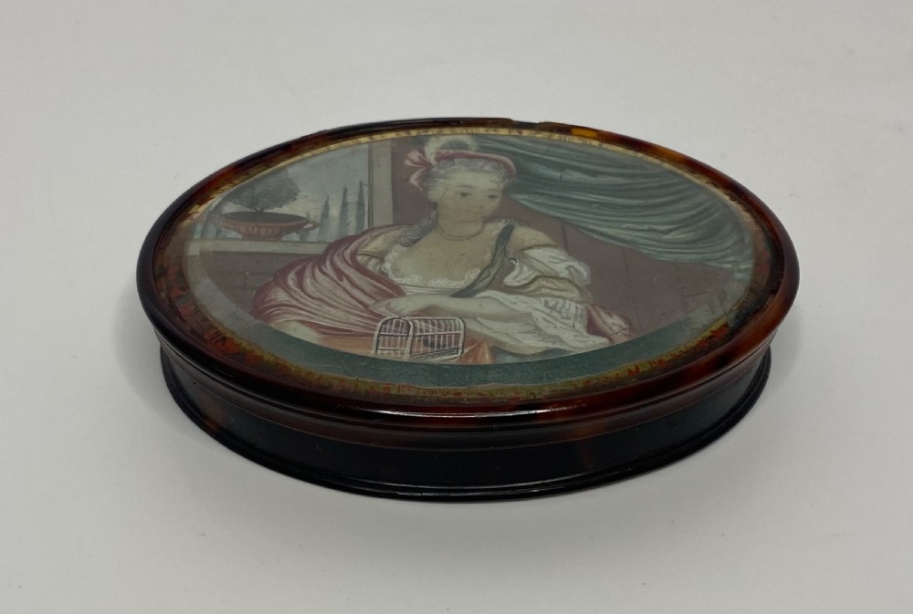 Chinese export snuff box,  18th Century.