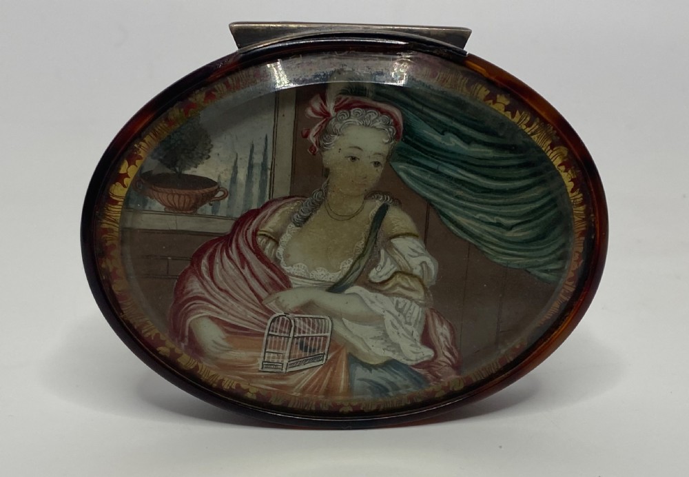 Chinese export snuff box,  18th Century. View II