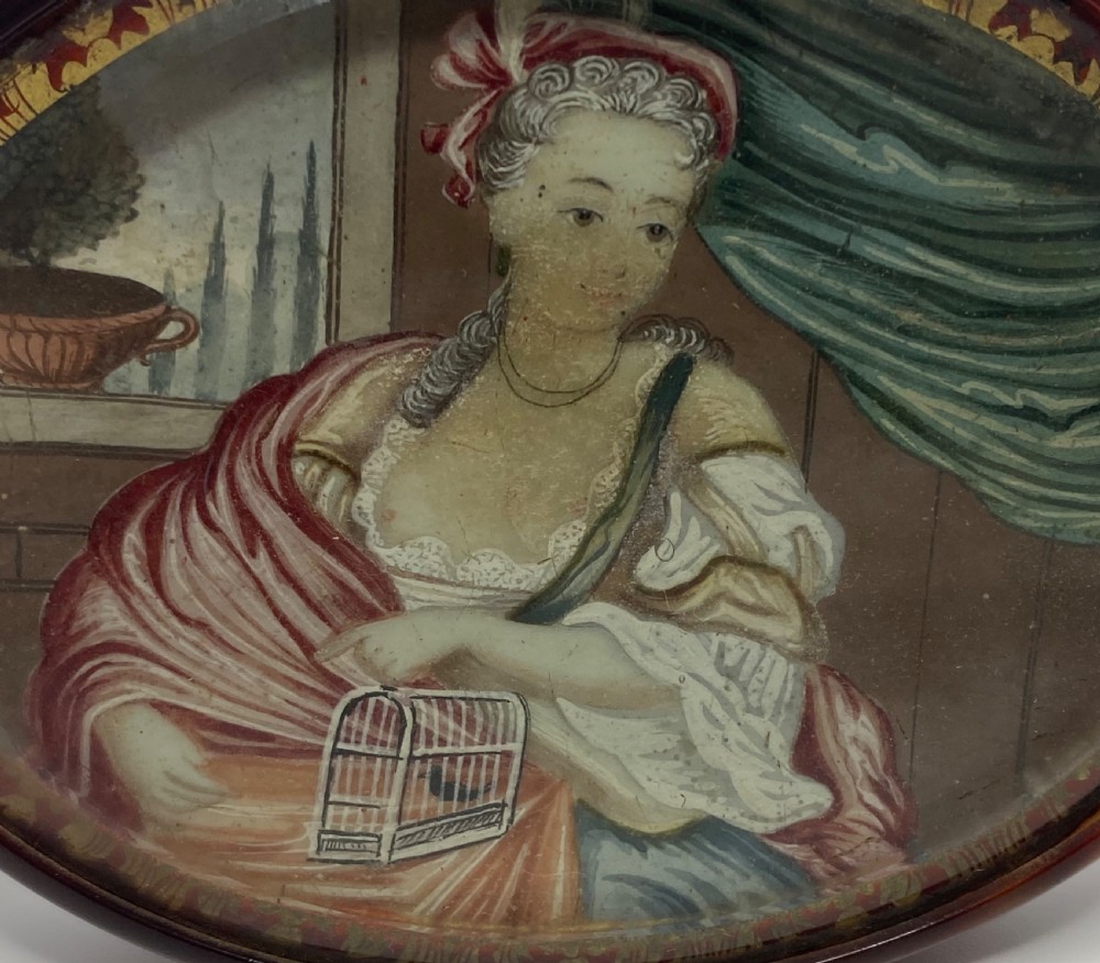 Chinese export snuff box,  18th Century. View III