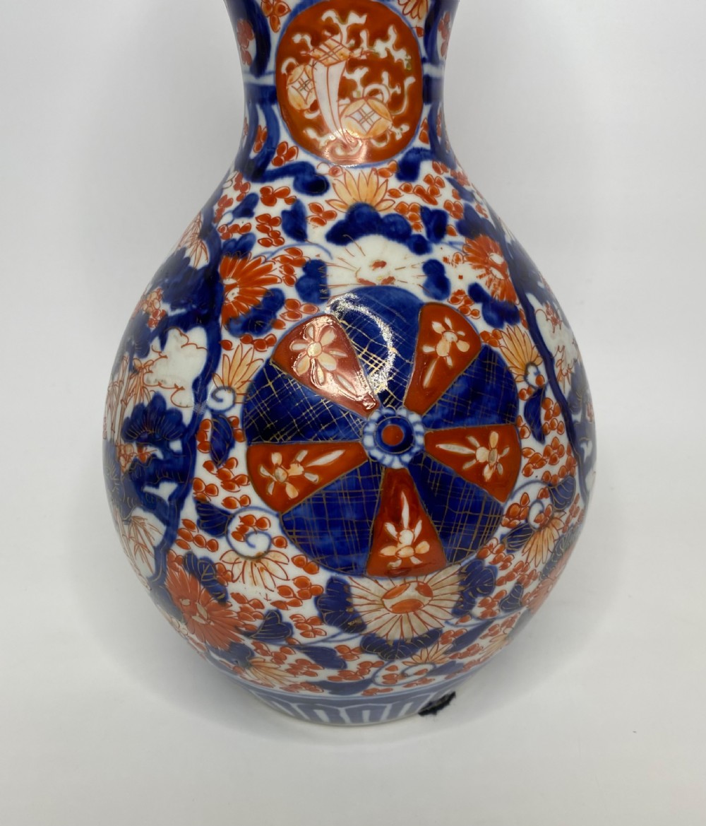 Japanese Imari double gourd vase, c. 1890, Meiji Period. View V