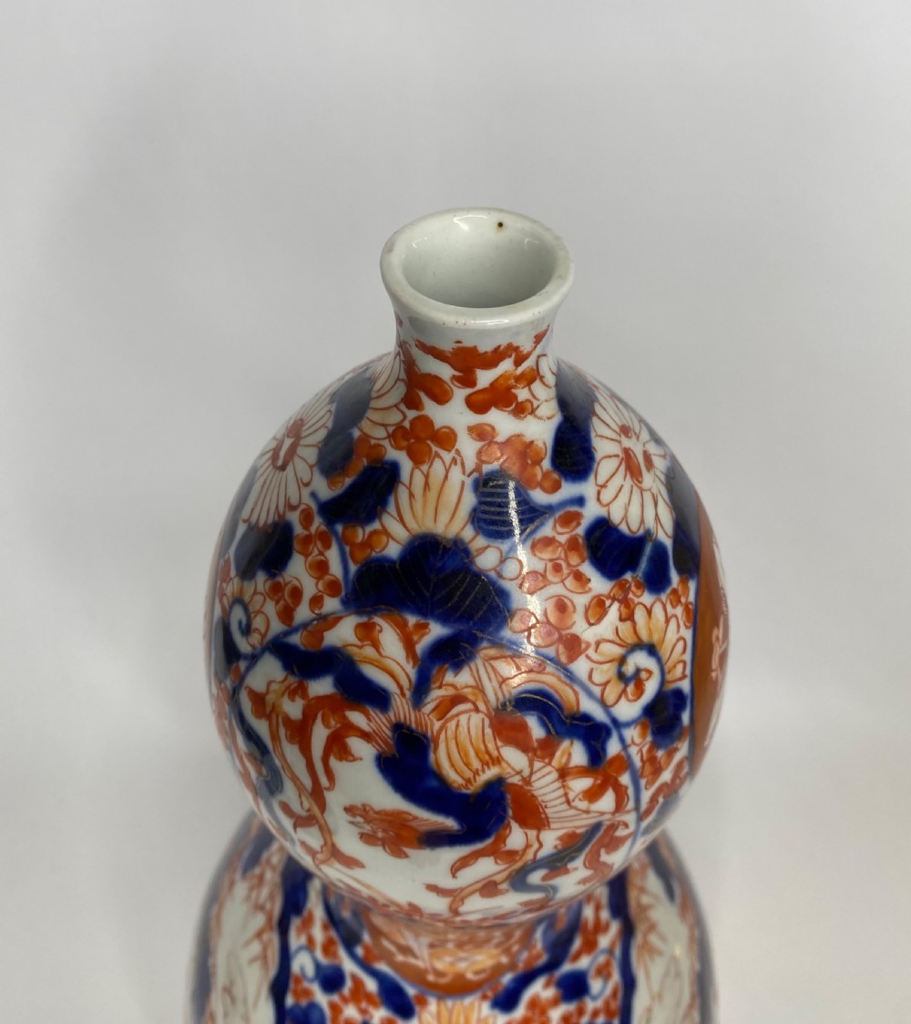 Japanese Imari double gourd vase, c. 1890, Meiji Period. View X