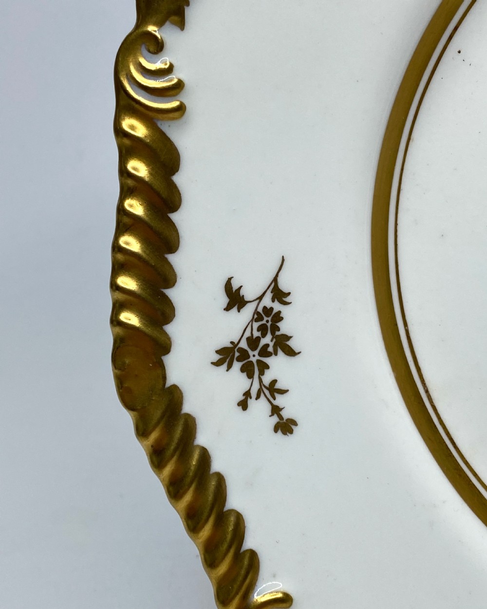 Rockingham porcelain plate. Flowers, c. 1830. View IV
