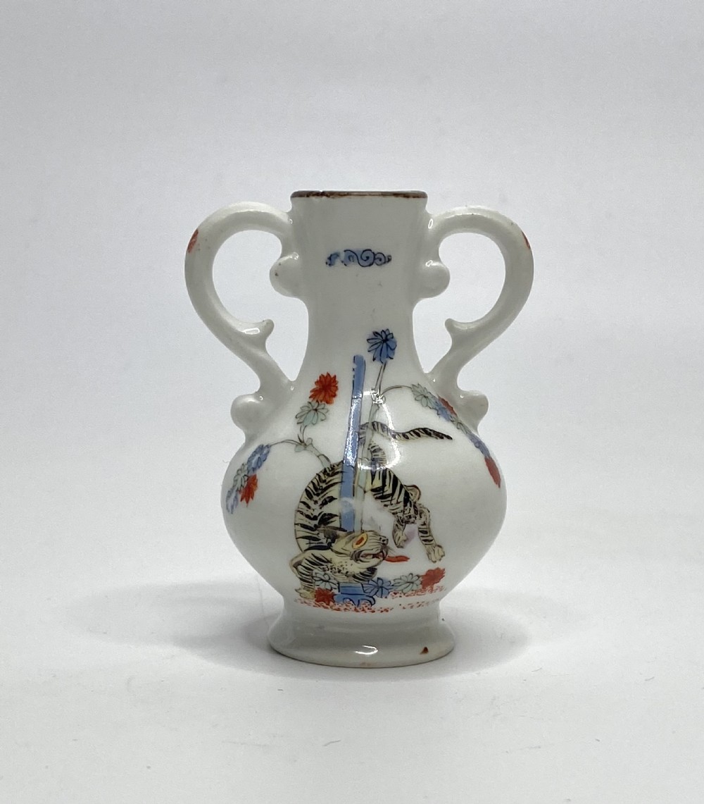 Meissen miniature Kakiemon vase, c. 1735.