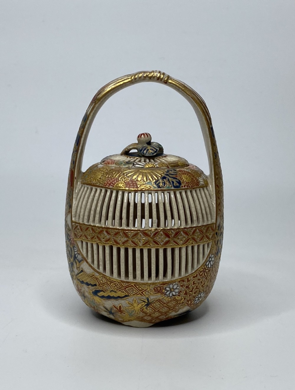 Imperial Satsuma cricket cage, Japan, c. 1880, Meiji Period.