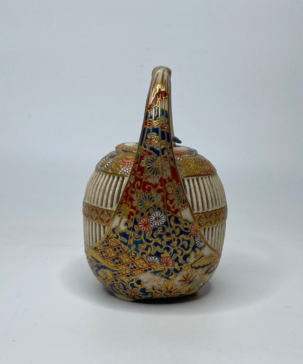 Imperial Satsuma cricket cage, Japan, c. 1880, Meiji Period. View V