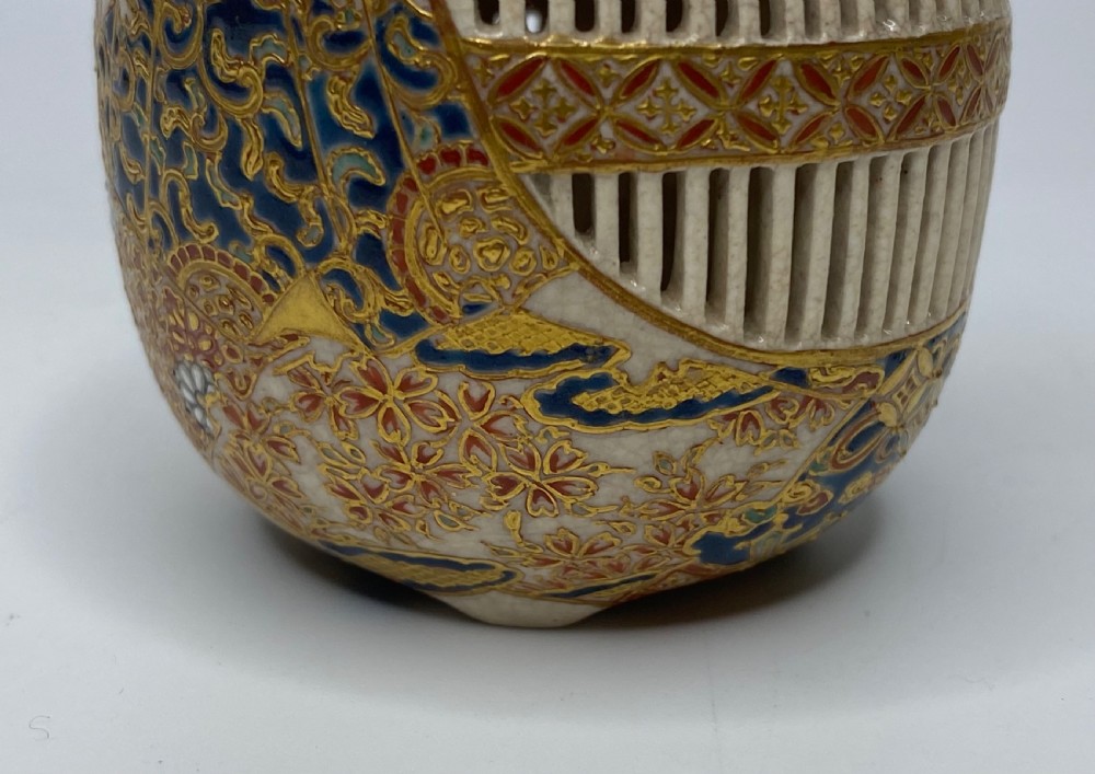 Imperial Satsuma cricket cage, Japan, c. 1880, Meiji Period. View XI
