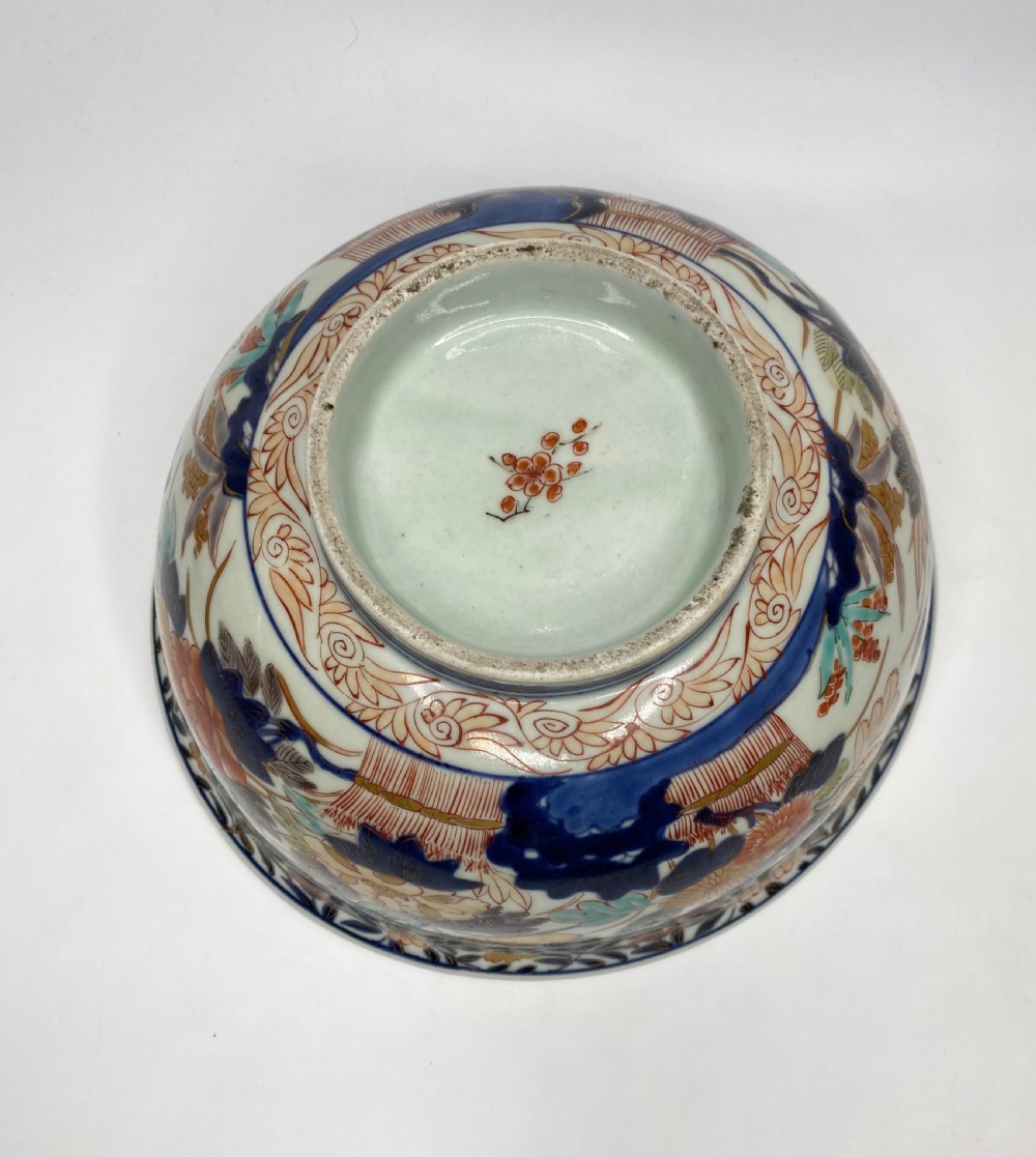 Japanese porcelain Imari bowl, c. 1700, Genroku Period. View IX