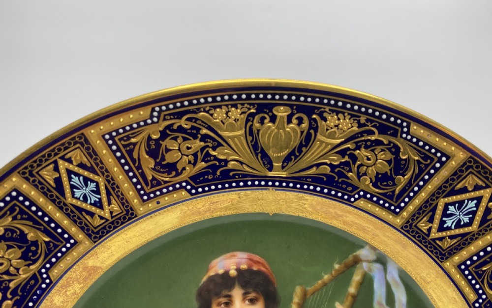 Vienna porcelain dish, Thama, Hutschenreuter, c. 1900. View III
