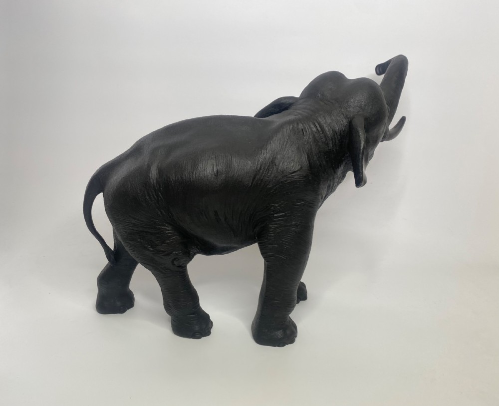 Japanese bronze elephant okimono, Genryusai Seiya, Meiji Period. View XI