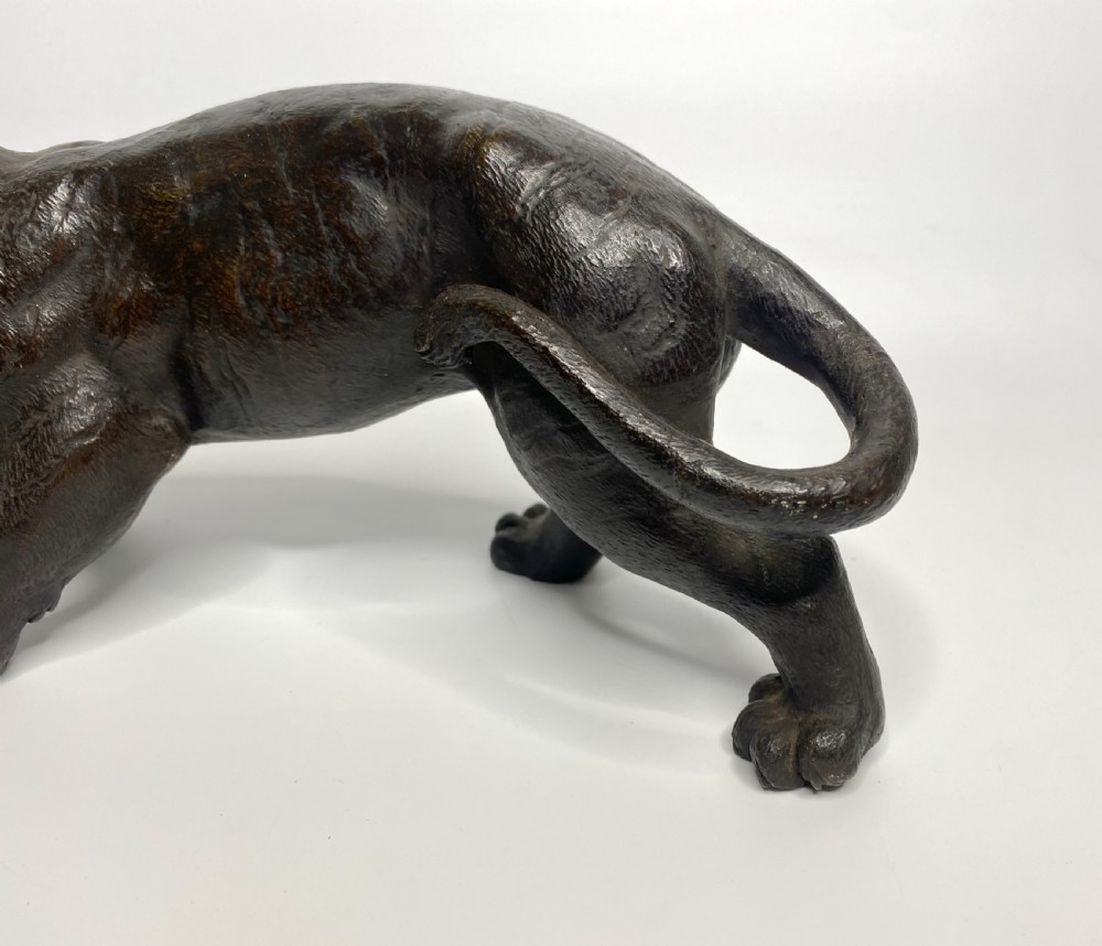Japanese bronze tiger, Yoshikuza, Meiji Period. View VIII