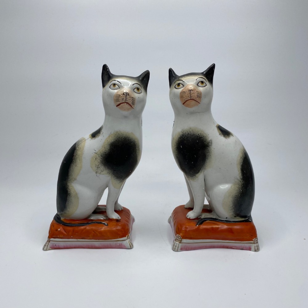 Rare original Staffordshire pottery cats, c. 1850.