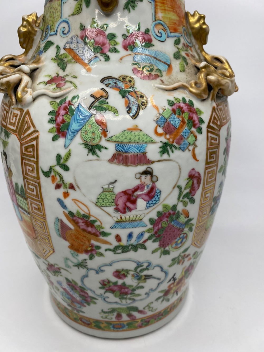 Cantonese porcelain vase, China, c. 1870, Qing Dynasty. View VI