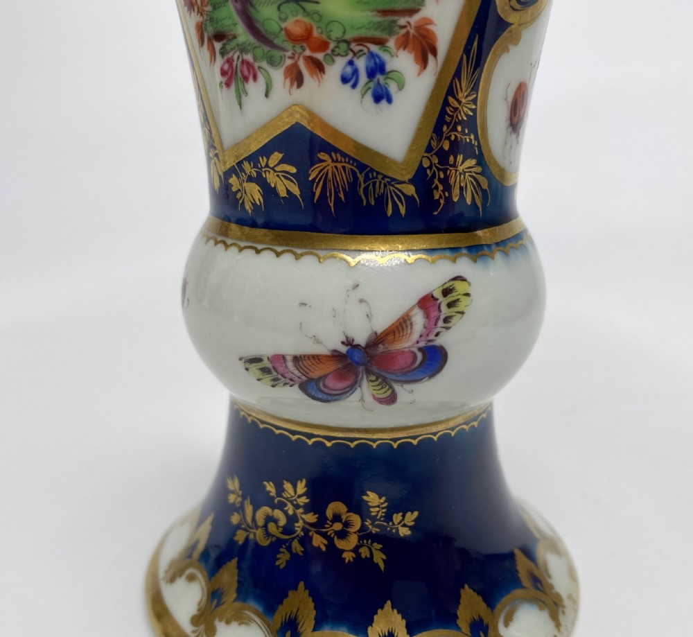 Worcester porcelain vase, Fancy Birds, c. 1770. View V