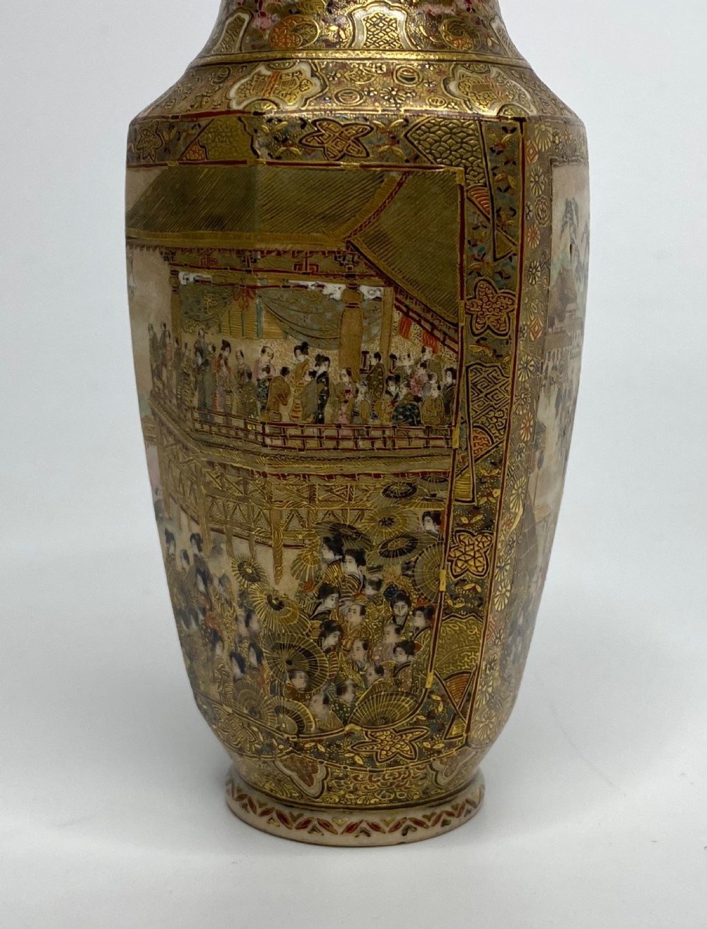 Satsuma pottery vase, signed Chikuzan, Meiji Period. View VIII