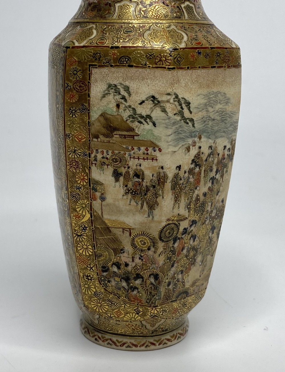 Satsuma pottery vase, signed Chikuzan, Meiji Period. View X
