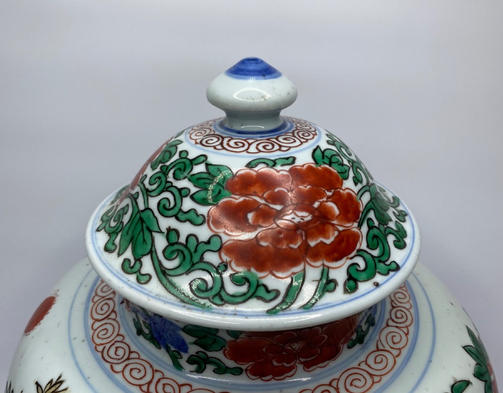 Chinese Wucai jar & cover. Shunzhi Period, c. 1650. View III