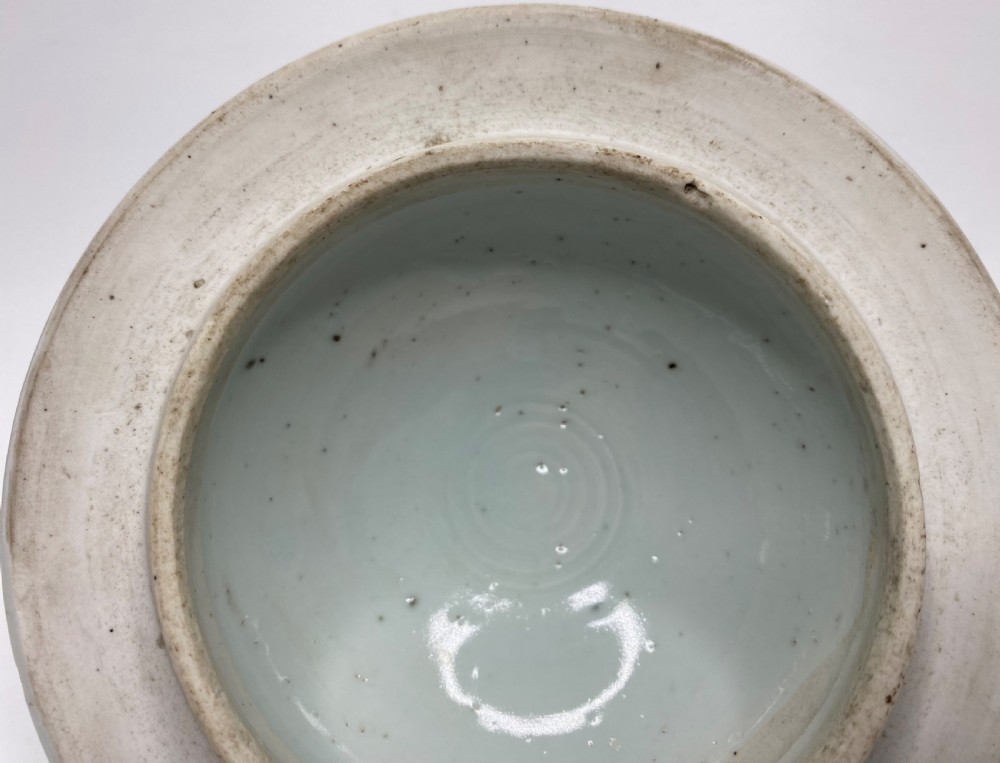 Chinese Wucai jar & cover. Shunzhi Period, c. 1650. View XIX