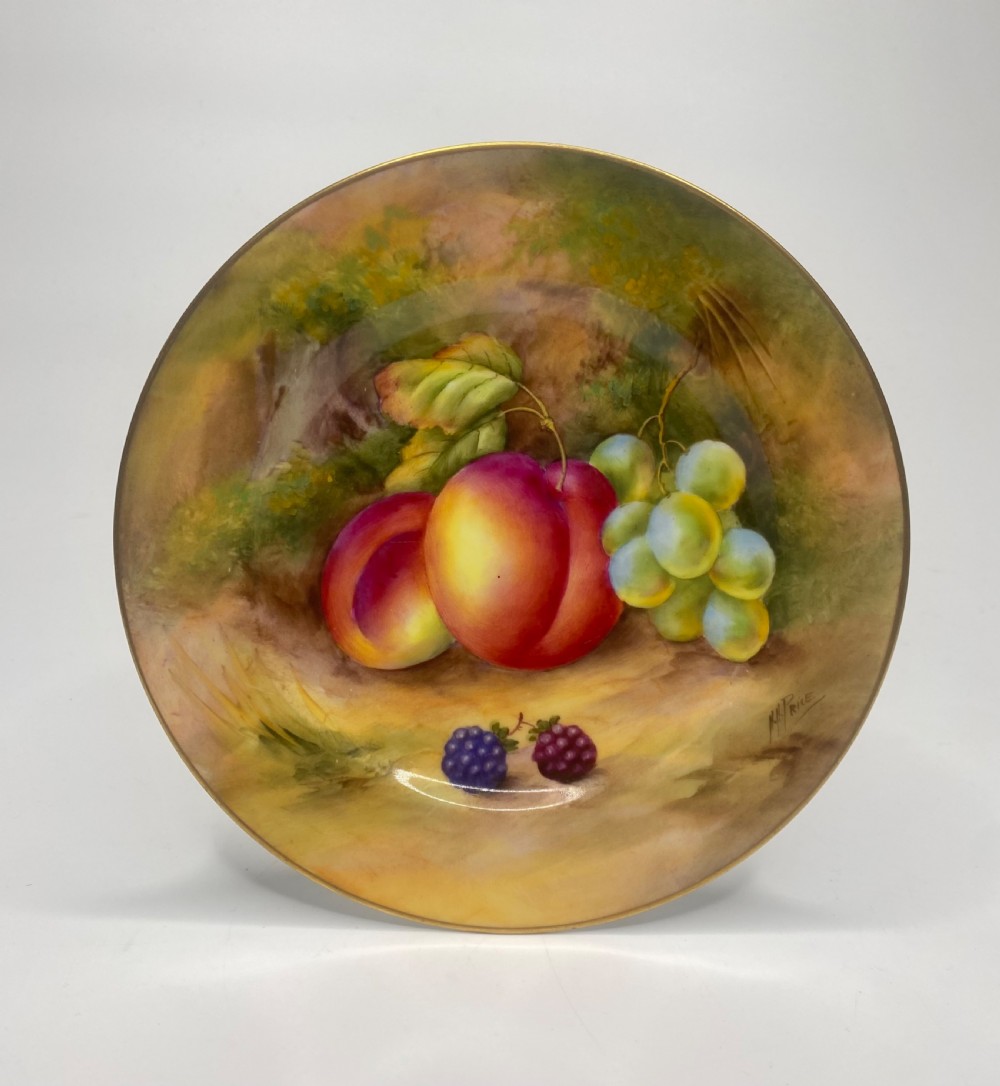 Royal Worcester ‘Fruit’ plate. Horace Price, d. 1935.