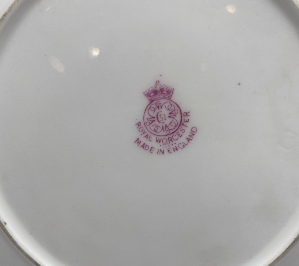 Royal Worcester ‘Fruit’ plate. Horace Price, d. 1935. View V