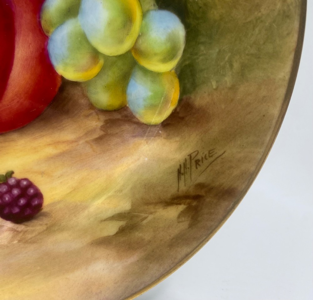 Royal Worcester ‘Fruit’ plate. Horace Price, d. 1935. View VI