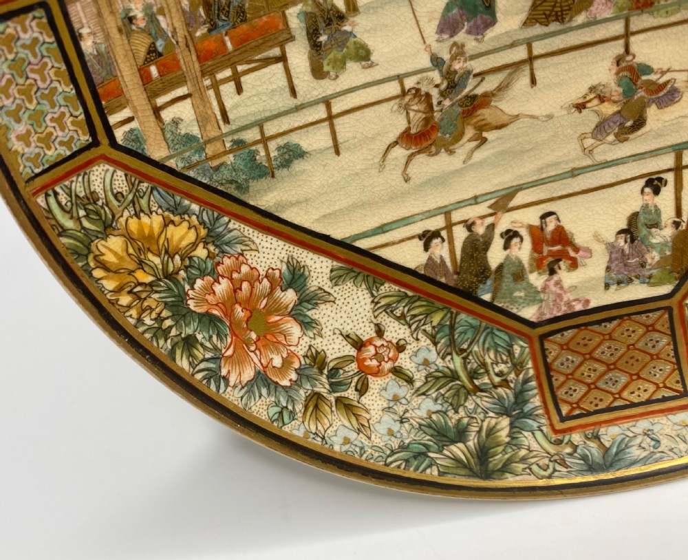 Satsuma pottery plate, Horse Racing, Ryokuzan, Meiji Period. View VI