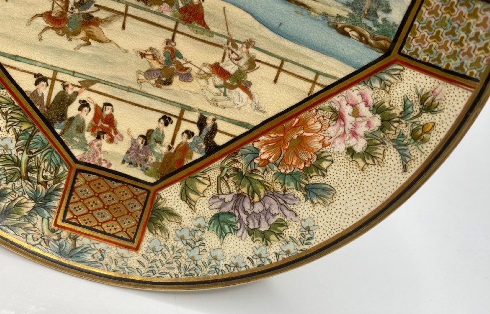 Satsuma pottery plate, Horse Racing, Ryokuzan, Meiji Period. View VII