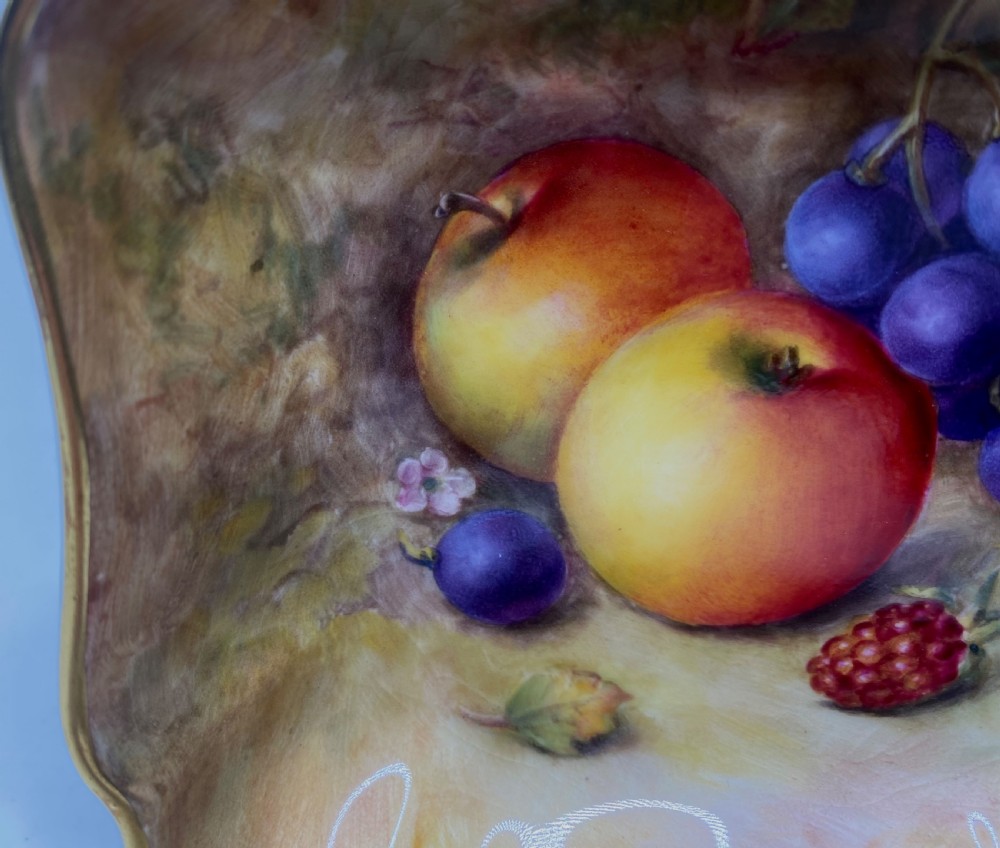 Royal Worcester Fruit dish, Richard Sebright, d. 1941. View VI