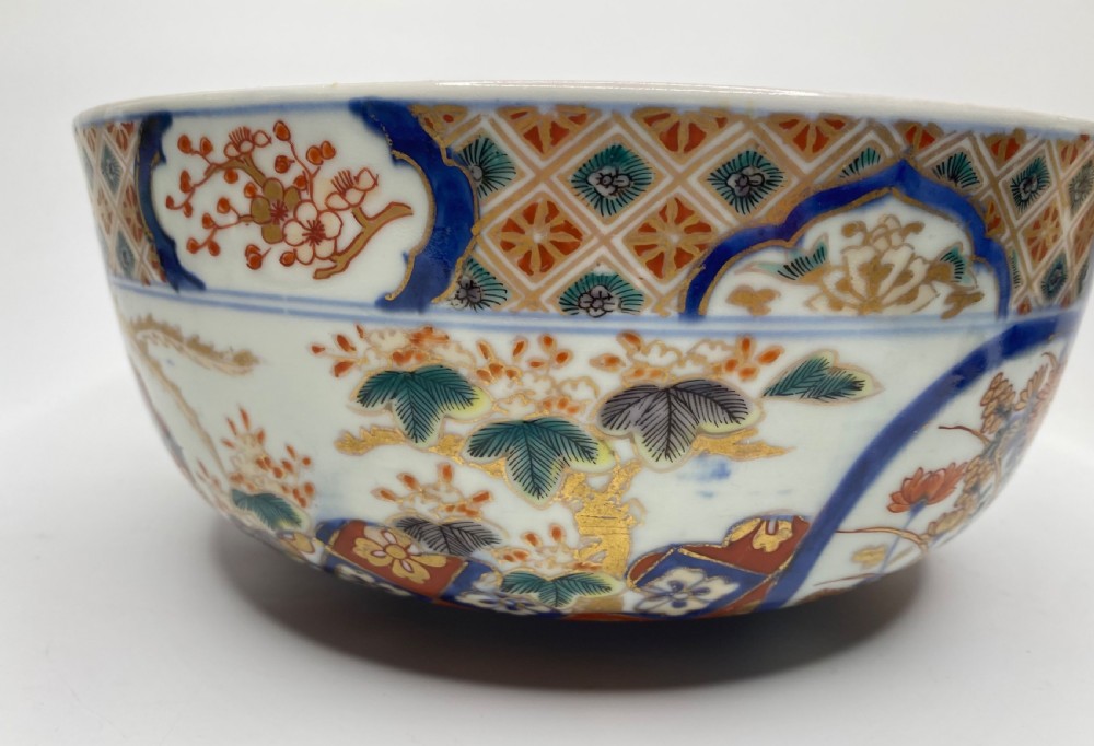 Imari porcelain bowl, c. 1890, Meiji Period. View VIII
