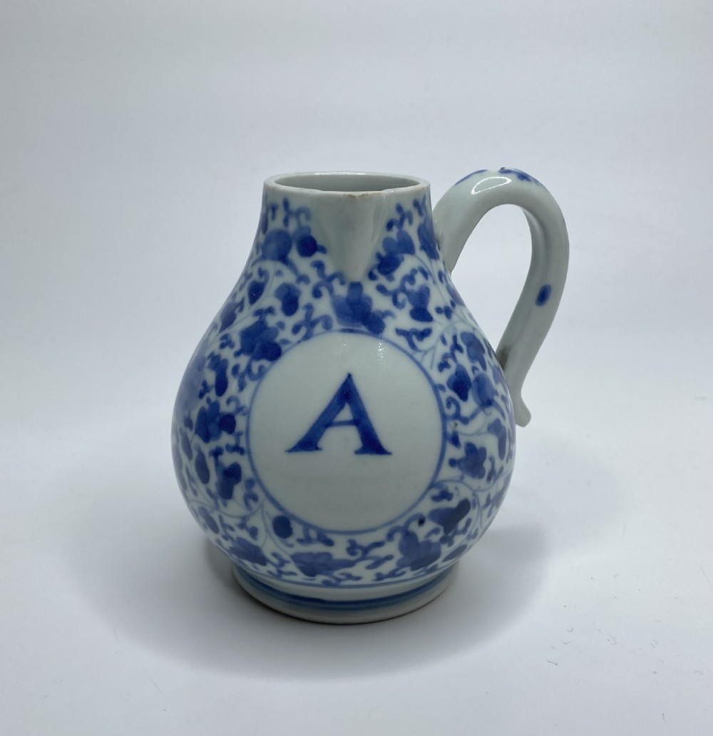 Arita oil and vinegar ewers, c. 1700, Genroku Period. View II