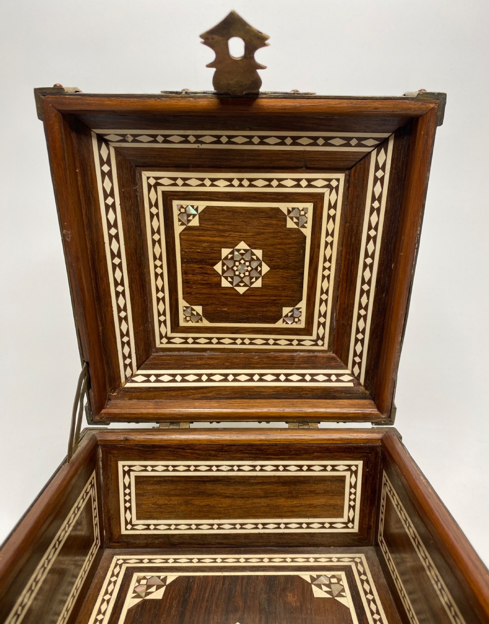 Mamluk revival Quran casket, Damascus, c. 1900. View VIII