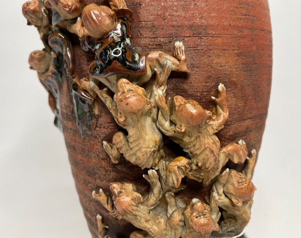 Sumidagawa pottery vase, Ban-Ni, Meiji Period. View X