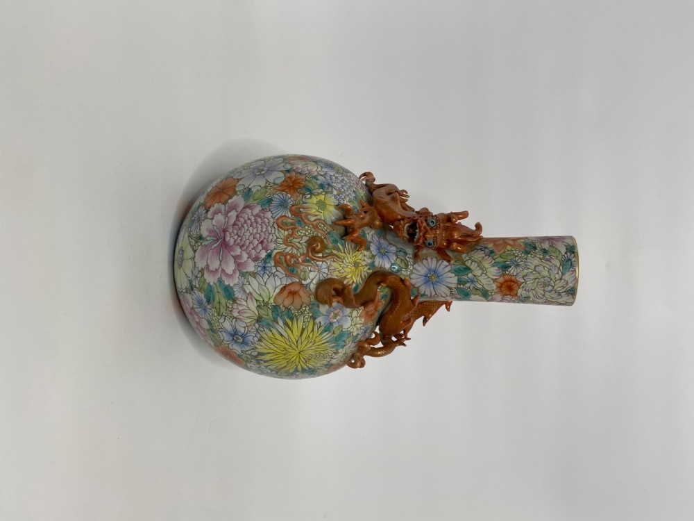 Chinese Millefleur dragon vase, Republic Period. View II