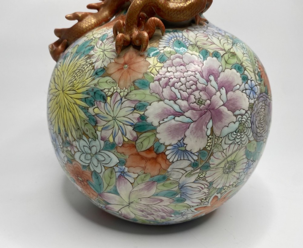 Chinese Millefleur dragon vase, Republic Period. View XVI