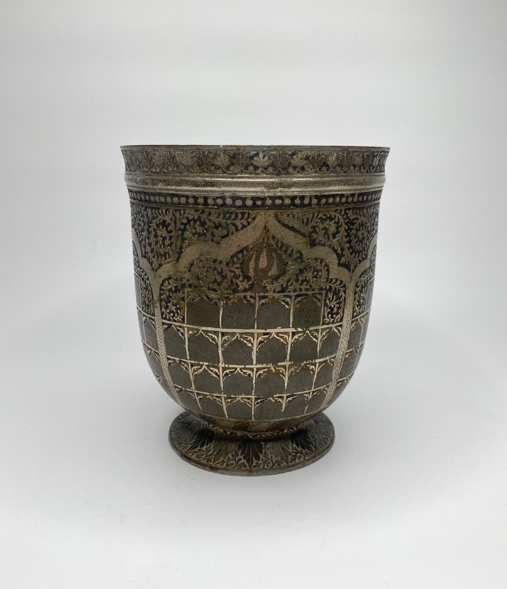 Bidri silver inlaid mortar, India, early 19th Century.