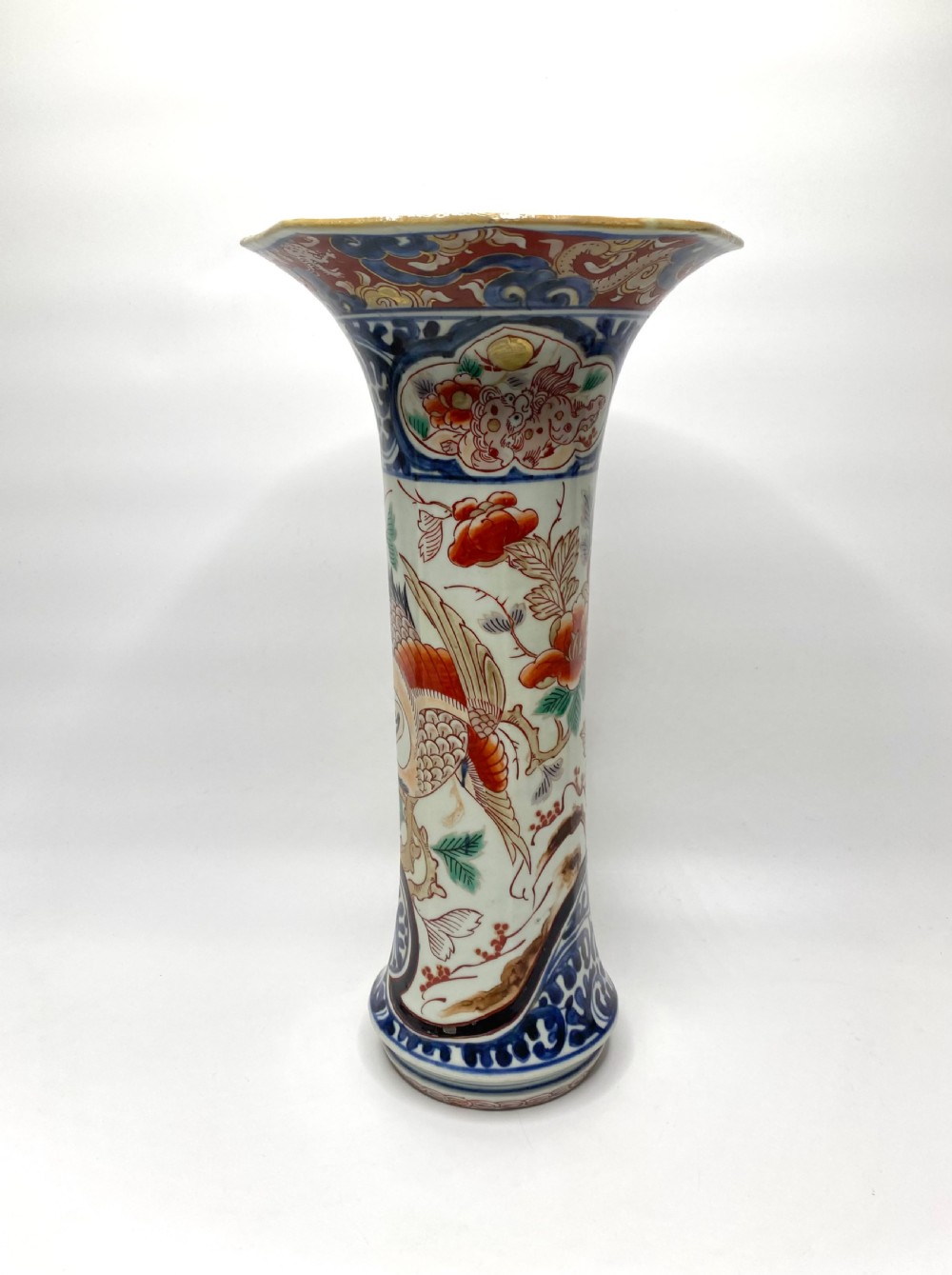Imari porcelain vase, Arita, Japan, c. 1700. View III